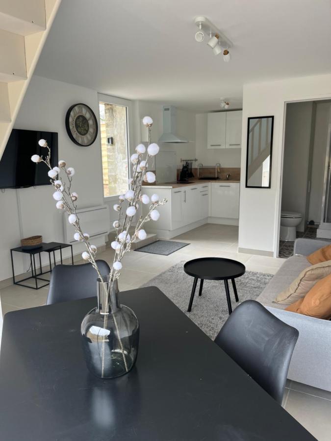 La Petite Maison De Kerguiniou Glomel 外观 照片